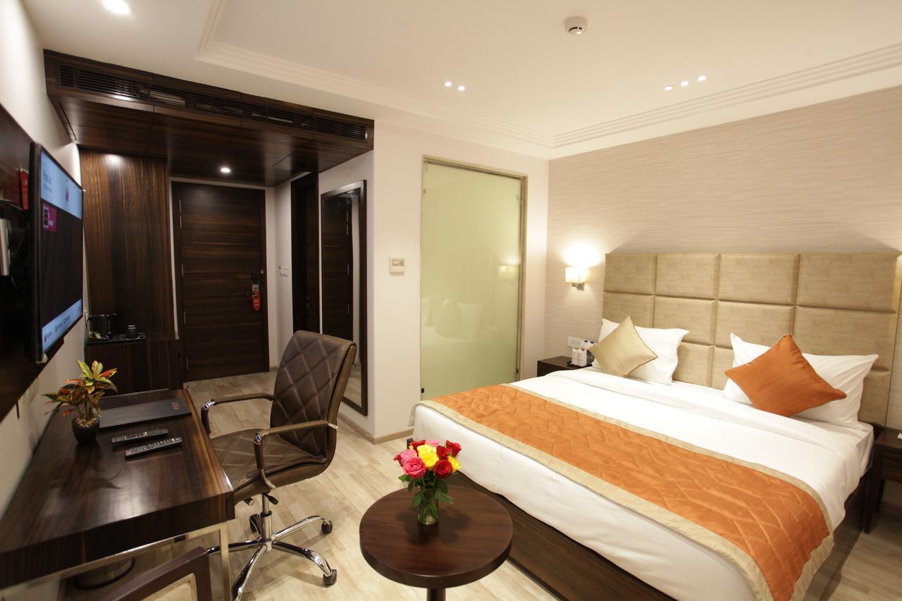 Kaisons Inn Nueva Delhi Exterior foto